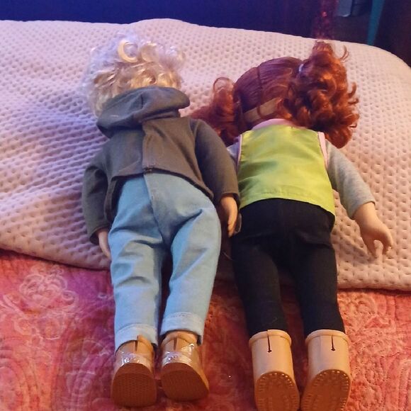 Kids Dolls Set with Green Vest and Brown Hair - Picture 5 of 5